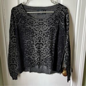 Lightweight Women's sweater Animal Print Style Grey/Black Size Small